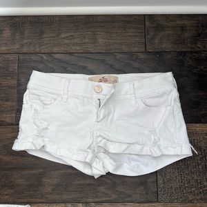Hollister white womens short shorts size 25 or size 1 in juniors